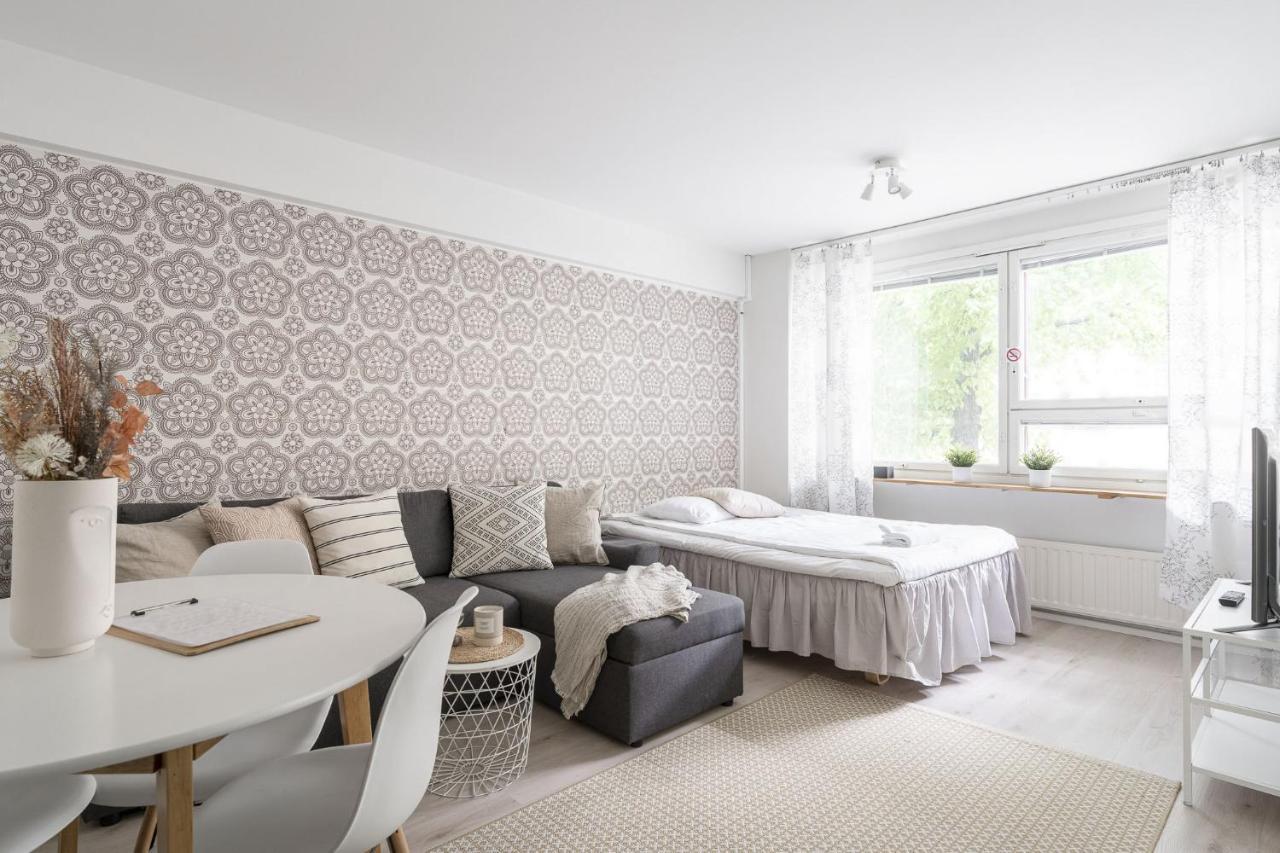 טמפרה "Pieni Verka" - Homelike 1Br Apartment Next To Restaurants מראה חיצוני תמונה