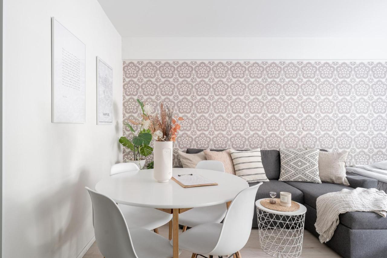 טמפרה "Pieni Verka" - Homelike 1Br Apartment Next To Restaurants מראה חיצוני תמונה